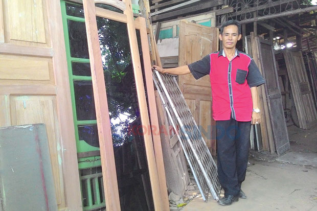 Penjualan Kusen Bekas...