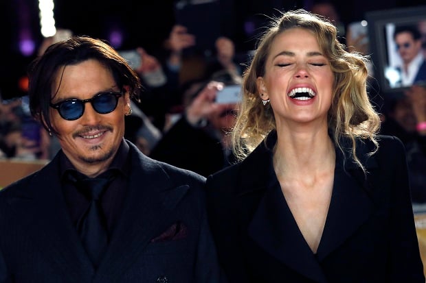 Johnny Depp Akan Menikahi...