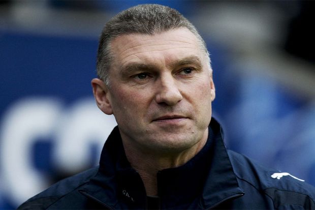 Pelatih Leicester Jaga...