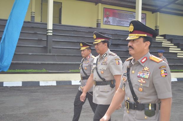Kuasa Hukum BG Minta...
