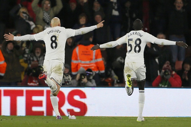 Swansea Permalukan Southampton...