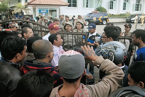 PKL Pasar Minggu Tolak...