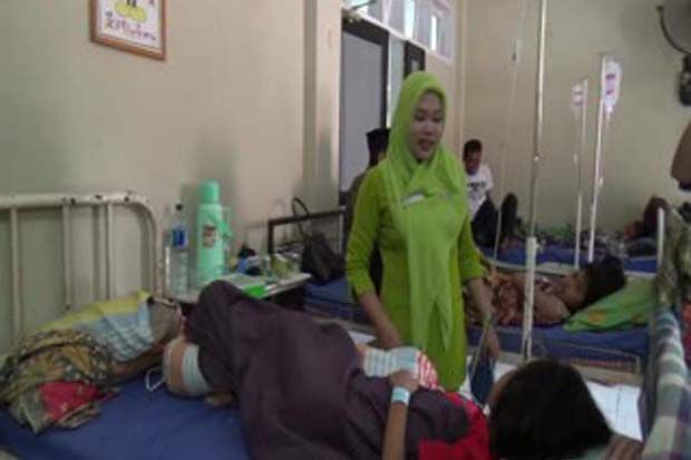 DBD Serang Puluhan Warga...