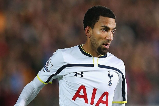 Aaron Lennon Merapat...