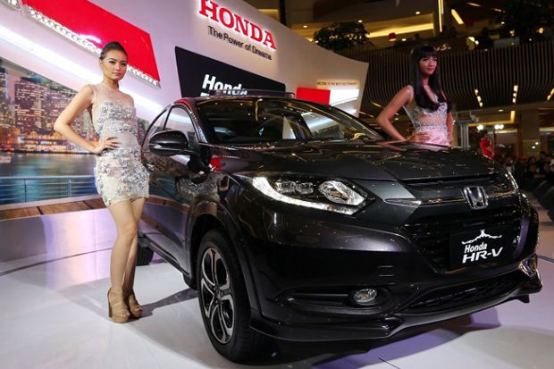 HR-V Berikan Sumbangan...