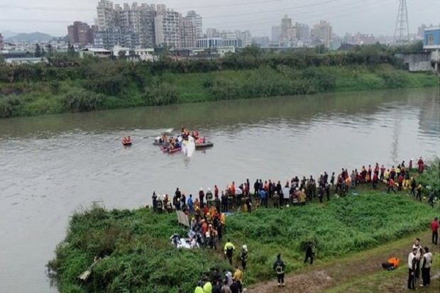 Bawa 58 Orang, TransAsia...