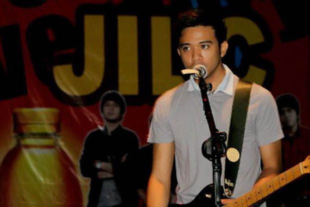 Roby Geisha Ingin Rayakan...