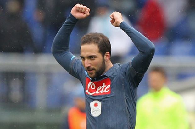 Higuain Mampu Manfaatkan...