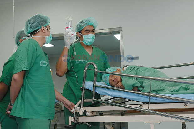 Rochman Berhasil Menjalani...