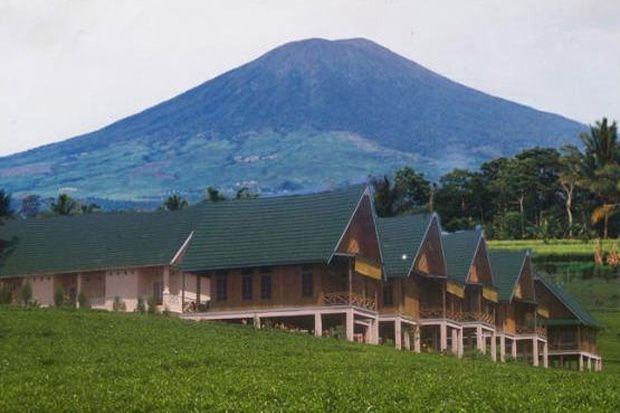 Sensasi Pendakian Menantang...