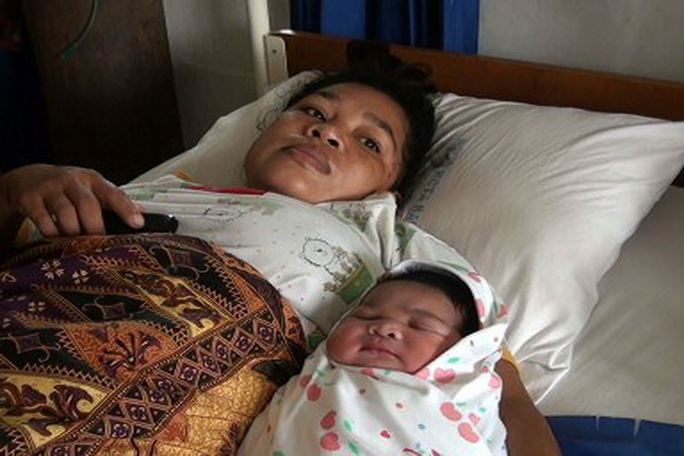 Bayi Raksasa Seberat...