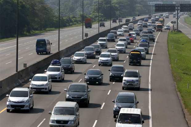 Volume Kendaraan Lewat...