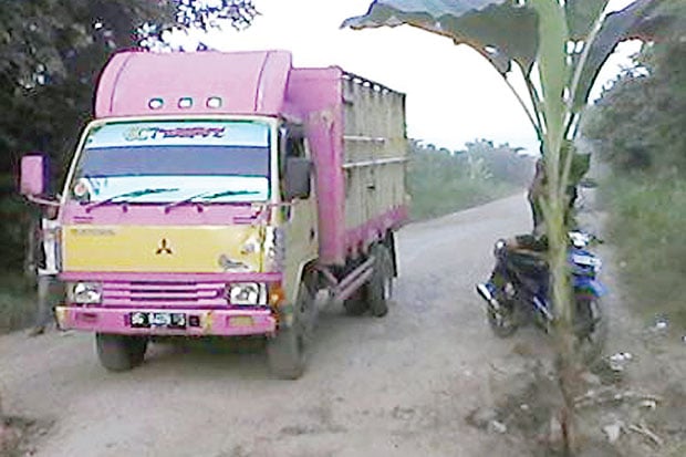 Warga Siapkan Aksi Tanam...
