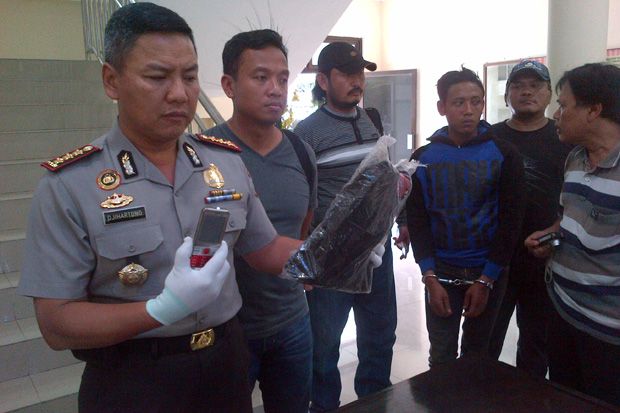 Tersangka Pembunuh Pria...