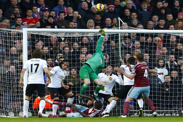 Gawang West Ham dan...