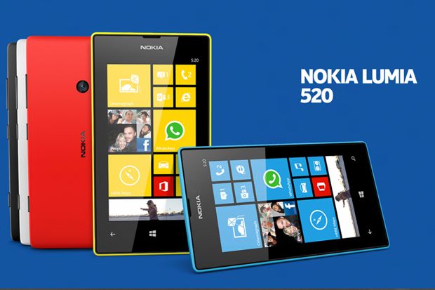 Lumia 520 Akan Dibenamkan...
