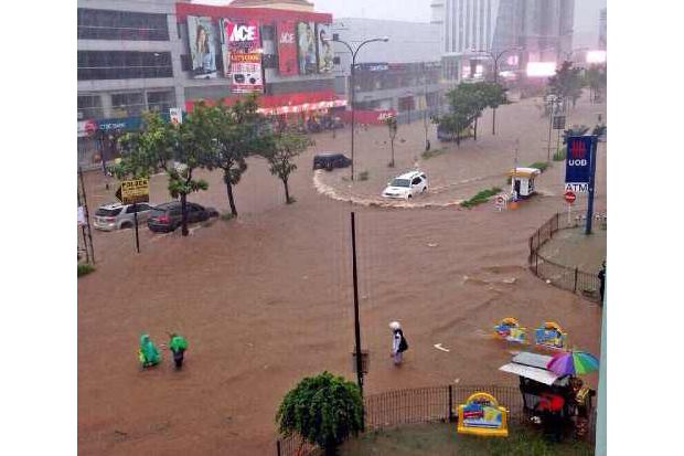 Banjir Jakarta Jadi...