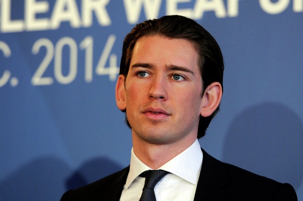 Austria: Pengiriman...