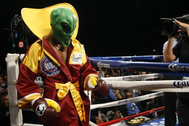 Alien Ramal Duel Mayweather...