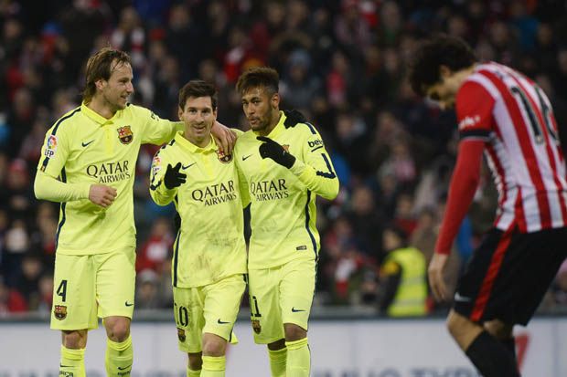 Barcelona Hujani Gawang...