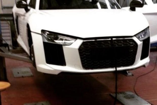 Audi R8 Generasi Baru...