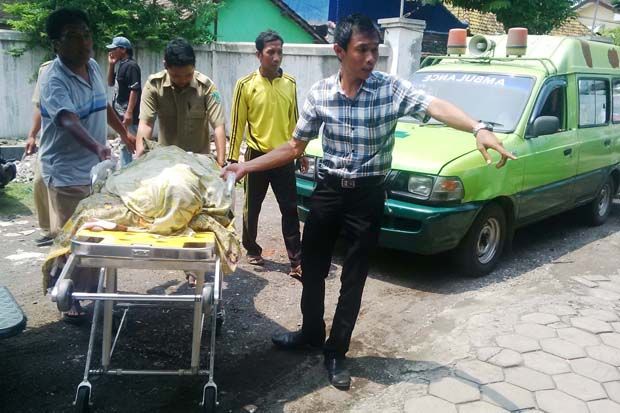 Tabrakan Maut di Pasuruan,...