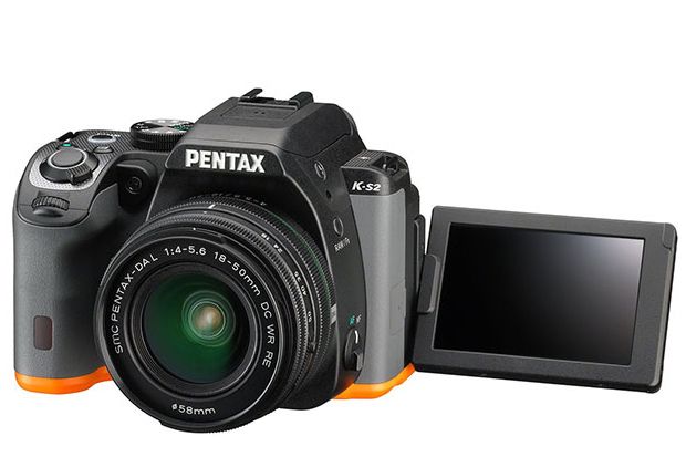 Pentax K-S2 Kamera Mungil...