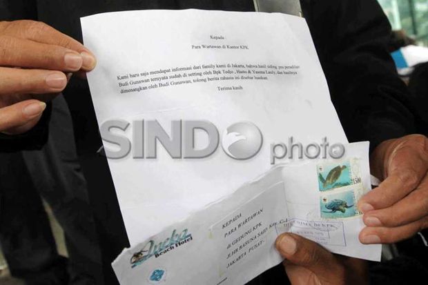 Surat Kaleng untuk Wartawan...