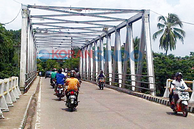 Ingin Meniru Lampu Hias...