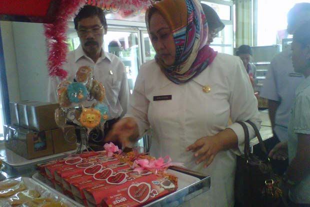Penjualan Coklat Jelang...