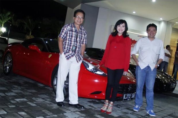 Tanpa Iklan, Ferrari...