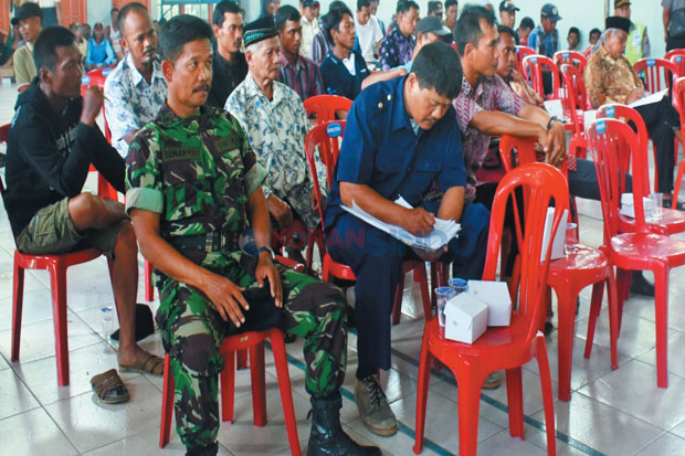 Penambang Pasir Harus...