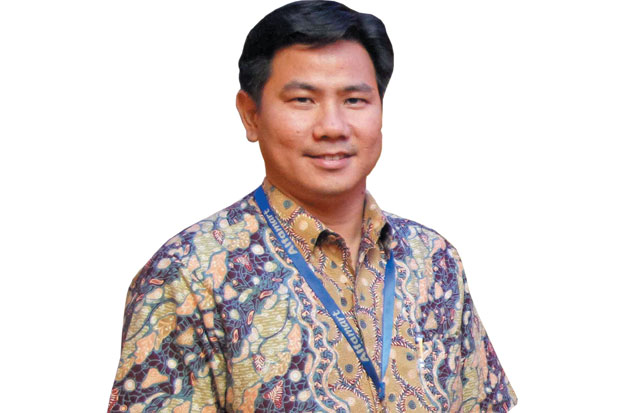 Menumbuhkan UKM, Menyerap...