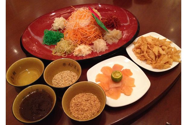 Yu Sheng Jadi Menu Khas...