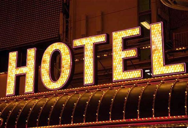 PHRI Larang Hotel Ladeni...