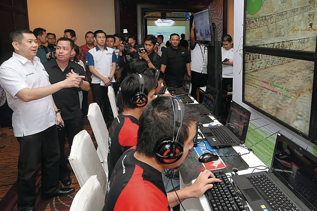 MNC Play Sajikan Internet...