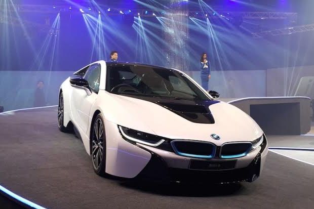 BMW i8 Meluncur di India,...