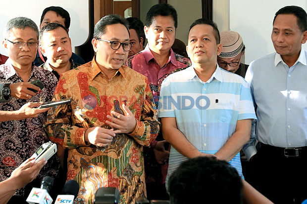 Sutrisno Bachir Perkuat...