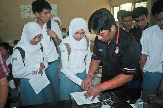 Polres Ambil Sidik Jari...