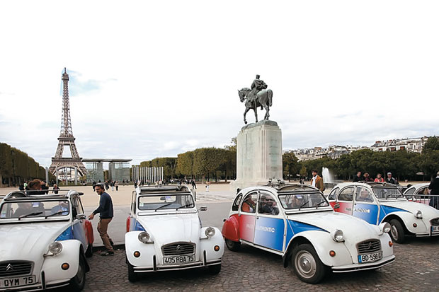 Paris Akan Larang Mobil...