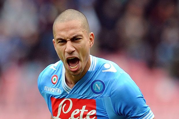 Napoli Tak Takut dengan...