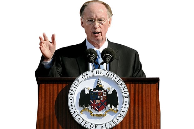 Gubernur Alabama Meminta...