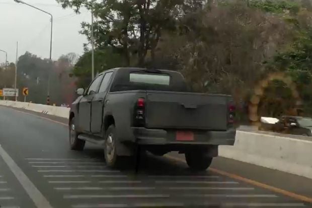 Generasi Baru Hilux...