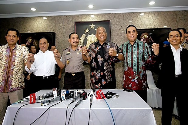 Pimpinan KPK Sambangi...