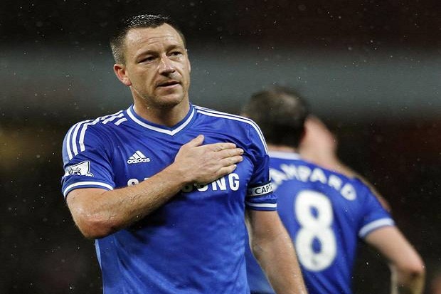 Terry Pasang Badan Lawan...