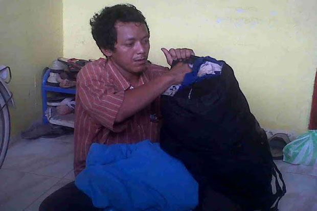 Kabur, TKI Ngesot dari...