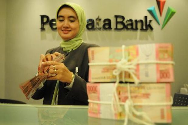 PermataBank Cetak Laba...