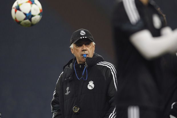 Don Carlo Tatap Rekor...