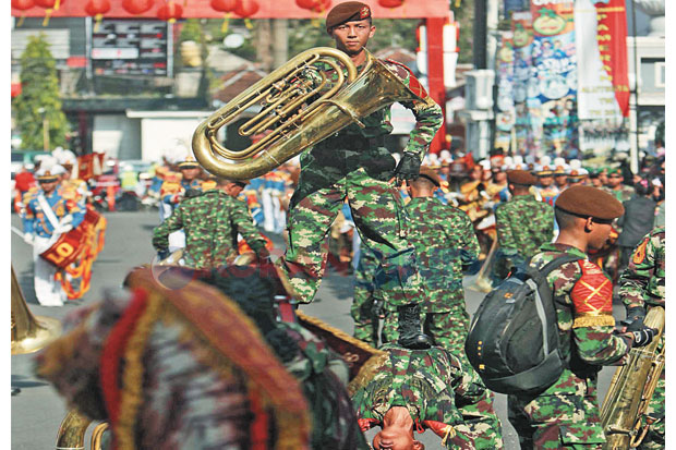 Drumband Akmil Unjuk...