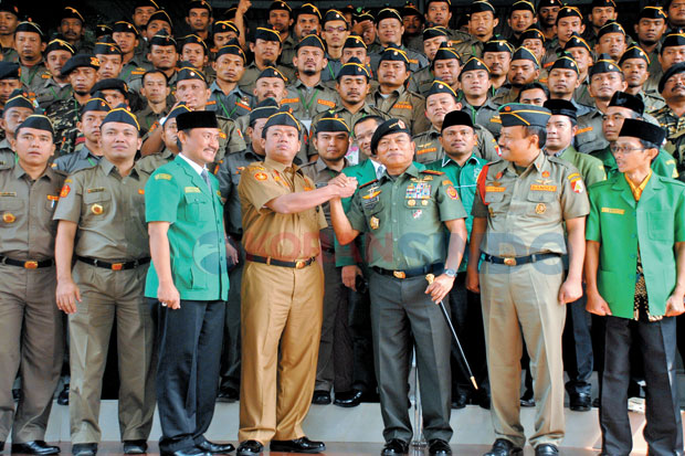 Banser Siap Bantu TNI...